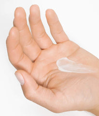 NIVEA MEN Crème coiffante — finition naturelle sans aspect gras après le coiffage.