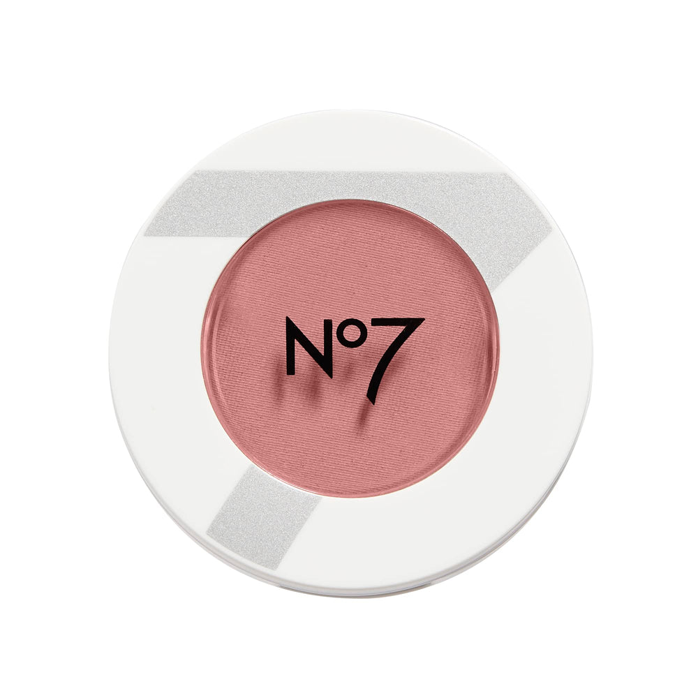 No7 blush poudre matte Grenade — couleur naturelle et tenue longue durée.
