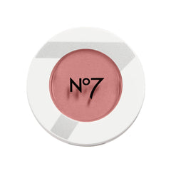 No7 blush poudre matte Grenade — couleur naturelle et tenue longue durée.