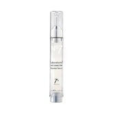 No7 Lift et Luminate Serum dans sa bouteille, hydratation et fermeté possibles.