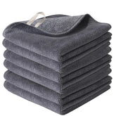 Lingette démaquillage Nugilla en microfibre 12x12 pour un démaquillage en douceur et efficace.