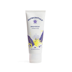 Nuskin Brighter Day gommage-visage en tube, pratique pour une exfoliation douce.
