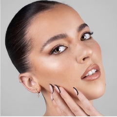 N.V.D R.E.F.Y Sourcils — finition naturelle adaptée au quotidien.