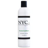 NYC Curls conditionneur boucles dans une bouteille pratique pour démêler et hydrater.