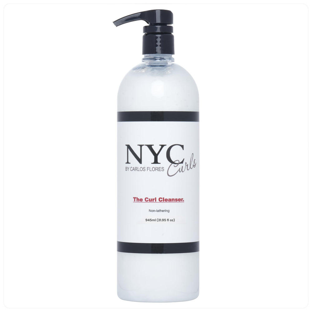 NYC Curls Nettoyant Boucles – bouteille sans mousse, nettoie en douceur et respecte l'hydratation des boucles.