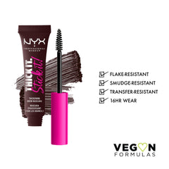 Application précise des sourcils avec la brosse NYX Thick It Stick It.
