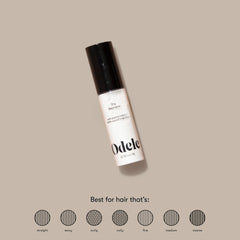 Poudre translucide Odele sur cheveux tous types pour un fini discret.