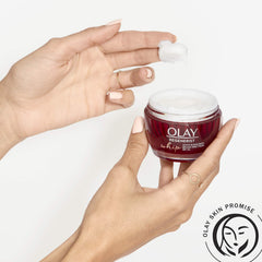 Olay Regenerist Whip texture-creme légère pour peau hydratée.