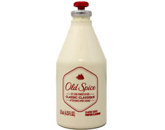 Old Spice Classic après-rasage, bouchon ouvert pour une application directe et contrôlée.