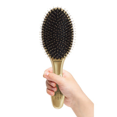 Olivia Garden ionic boar blend detangles with ease and reduces flyaways.