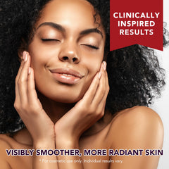 Texture exfoliante visible de l’ampoule riz pour peau plus lisse.