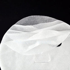 Onwon masque facial en application sur le visage, absorption efficace des impuretés.