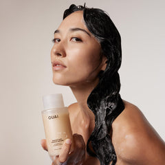OUAI Medium Shampoo Ingrédients Coco et Babassu : hydratation légère et renforcement
