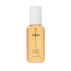 OUAI Wave Spray format voyage pour des ondulations faciles en déplacement