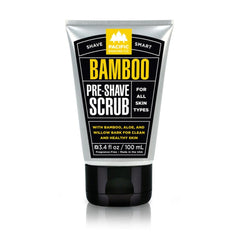 Marque Pacific Shaving Company – bouteille sur lavabo, exfolie en douceur et prépare la peau.