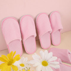 Panitay chaussons fermés taillées 285x110, ajustement pratique.