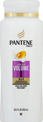 Pantene Pro-V Volume Léger 2-en-1: mousse légère facilitant le démêlage.
