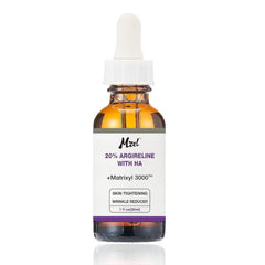 Texture huile-hydratante d'acide hyaluronique sur le visage, éclat frais.