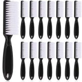 Patelai brosse-ongles poignee antiderapante pour une adhesion confortable et nettoyage precis.