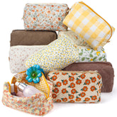 Paterr trousse maquillage quiltée fleur jaune, organisation pratique pour sac à main et voyage.