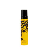 PATTERN Beauty Curl Mousse, flacon, définition légère et volume aérien pour les boucles.