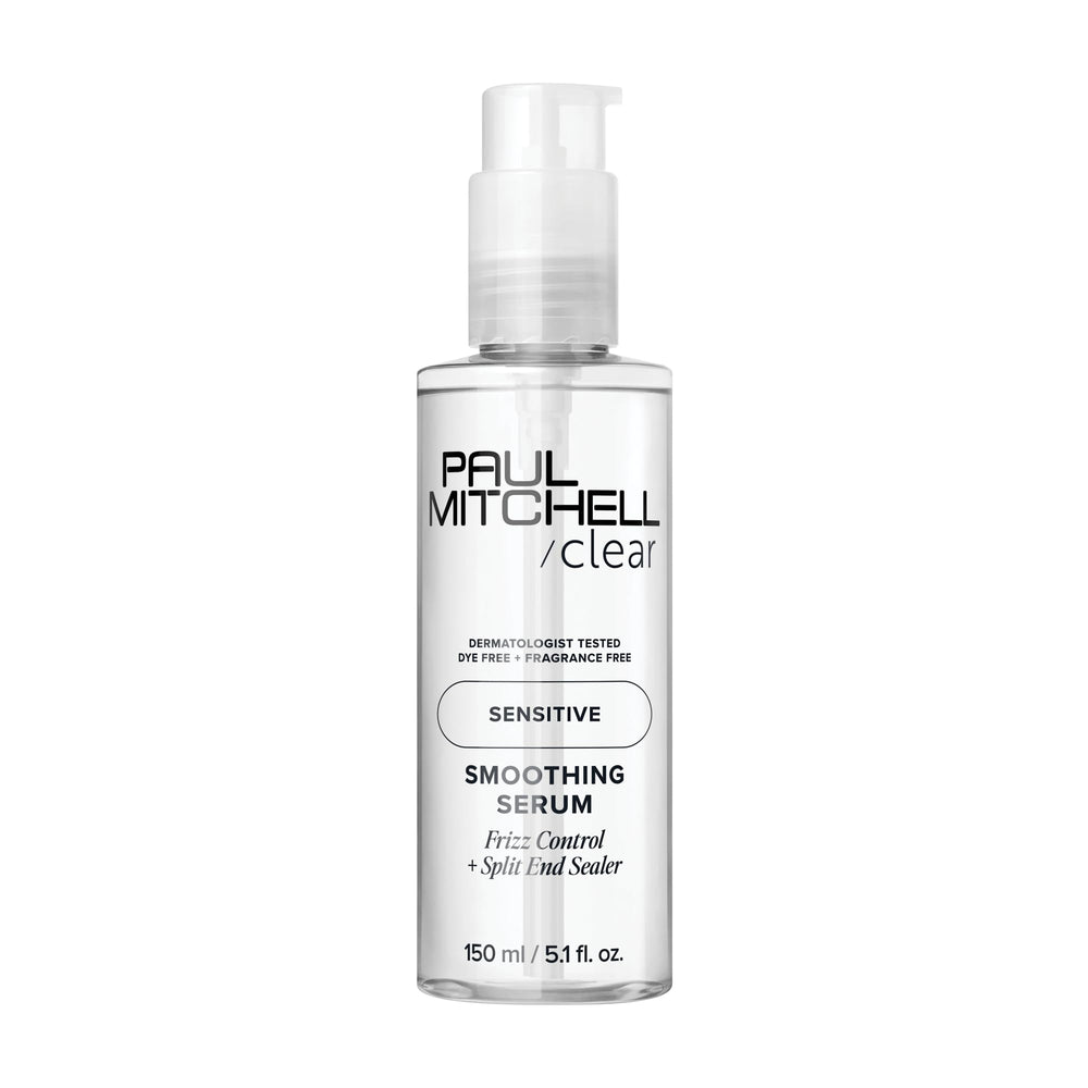 Paul Mitchell sérum lissage clair dans sa bouteille pour cheveux lisses et brillants.