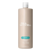 Paul Mitchell Shampoo Three élimine le chlore pour cheveux propres après baignade