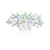 peigne-strass-scintillant-mariage offre un éclat élégant pour une coiffure de mariée.