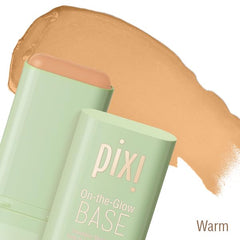 Pixi Base Éclat Stick, rendu peau lisse et uniforme pour un fini naturel.