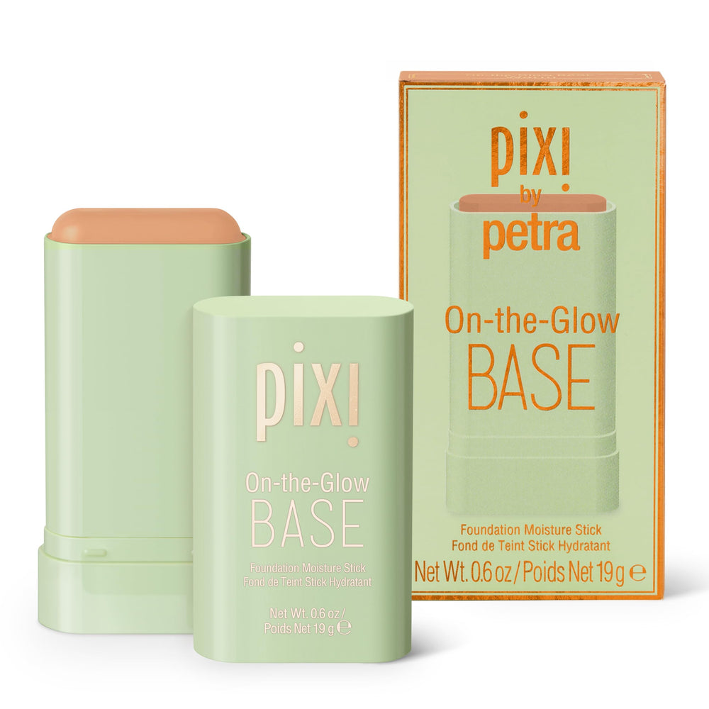Pixi Base Éclat Stick, teinte chaude moyenne dorée, pour unifier le teint et apporter de l’éclat.
