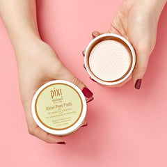Pixi Glow Peel Pads : vue texture exfoliante révélant l'efficacité de l'exfoliation.