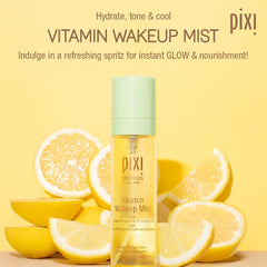 Pulvérisation légère de Pixi Vitamin-C Wakeup Mist pour rafraîchir le teint.