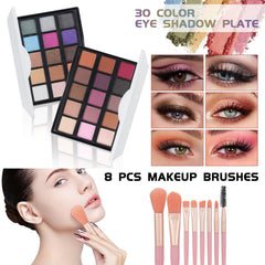 Mascara Pomcral pour volume et définition des cils.