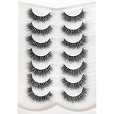 Pooplunch cils 8D naturels: vol subtil et fini soyeux pour un regard raffiné.