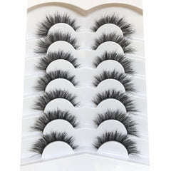 Pooplunch volume naturel 8D pour un regard dense sans surcharge.