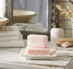Pre de Provence Lily of the Valley fragrance close-up with floral notes.