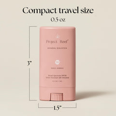 Project Reef Stick sur le visage, application fluide et homogène.