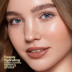 QIDSTERS Nude Honey Lipstick texture satin qui cajole les lèvres durablement.