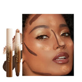 QIDSTERS stick contour et accent lumineux, emballage élégant facilitant le rangement.