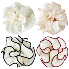 Chouchou Qigfucm blanc avec bordure rose, volume élégant pour chignon.