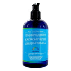 Utilisation du Shampoing Rainbow Research pour massage capillaire revitalisant.