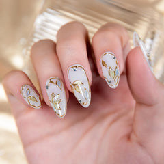 Vernis gel chrome RARJSM sur ongles, reflets lumineux