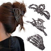 Pinces RAUIMOUR araignée noire pour sublimer un chignon rapide et tendance.