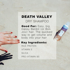 R+Co Death Valley Poudre sèche absorbe l’huile pour cheveux propres plus longtemps.
