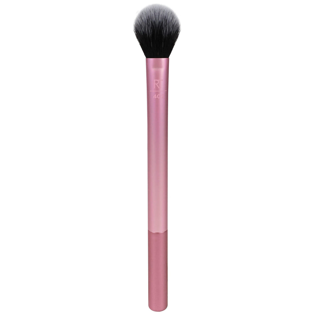 Real Techniques Pinceau Setting poils ultra plush pour une application précise.