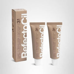 Emballage RefectoCil montrant la teinture; couleur modulable et application facile.