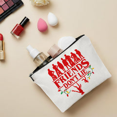 Repnalm Friends Makeup Bag – intérieur spacieux pour maquillage et accessoires lors des voyages.