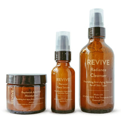 REVIVE Nettoyant Éclat – nettoie en douceur et prépare la peau à l'hydratation.