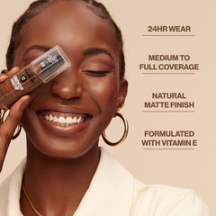 REVLON ColorStay SPF15 pour une protection légère du visage.