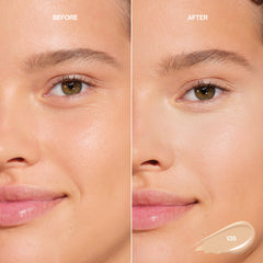 Échantillon montrant la teinte et la couvrance légère de Revlon Glimmer.